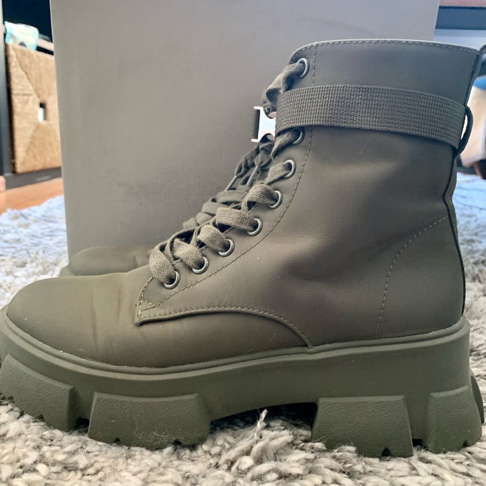 Steve Madden Tanker P Womens Zipper Platform Combat & Lace-Up Boots Olive Color